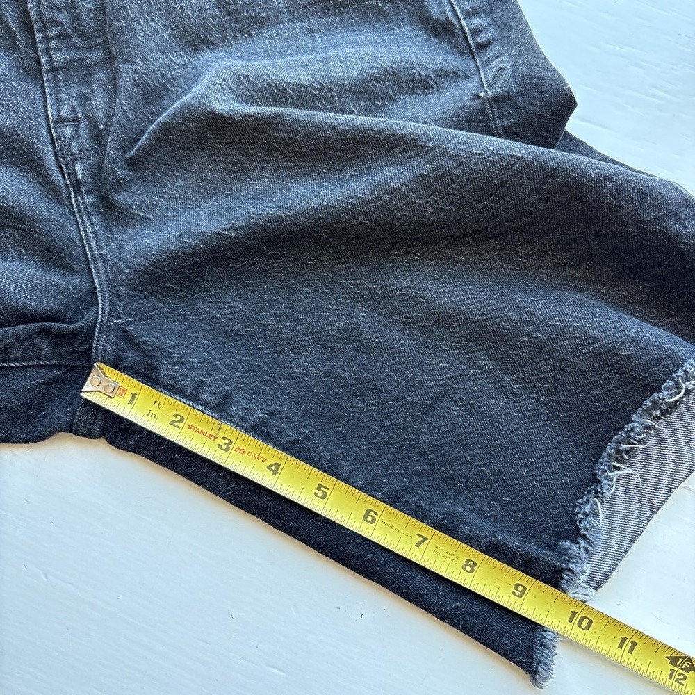 Good American Bermuda Womens 6/28 Shorts Black Raw Hem High Rise Distressed - Picture 6 of 6